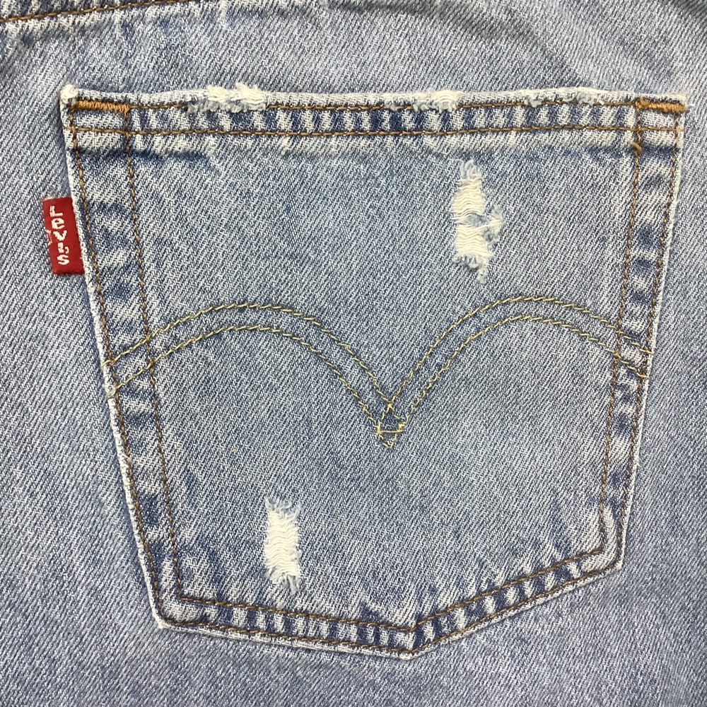 Levi 501 Button Fly Shorts Distressed NWT 30 - Picture 6 of 7